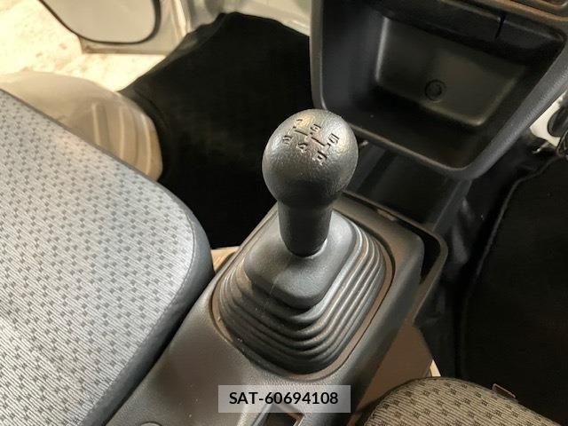 Suzuki CARRY TRUCK 2016-07 7215870-15