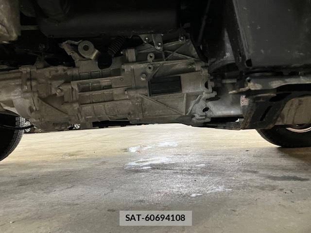 Suzuki CARRY TRUCK 2016-07 7215870-23