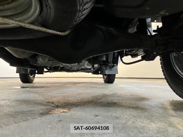 Suzuki CARRY TRUCK 2016-07 7215870-24