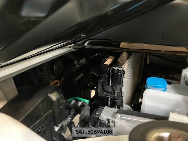 Suzuki CARRY TRUCK 2016-07 7215870-27