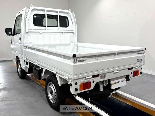 Suzuki CARRY TRUCK 2026-05 7215907-5