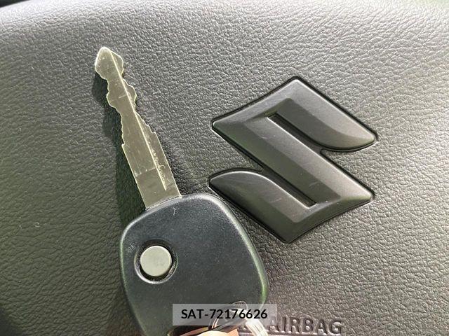 Suzuki CARRY TRUCK 2026-03 7215901-5