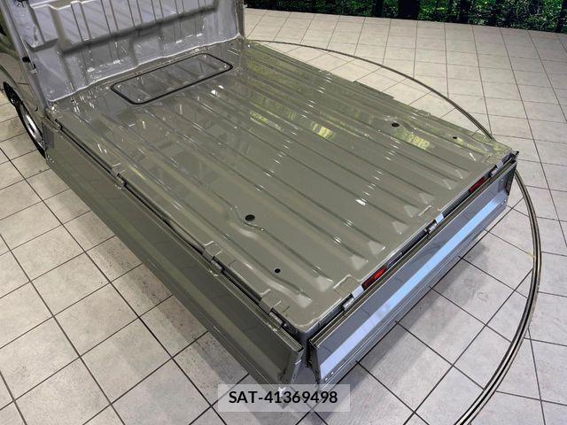 Suzuki CARRY TRUCK 2025-12 7215900-7