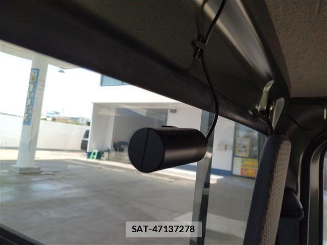 Suzuki CARRY TRUCK 2022-03 7215880-10