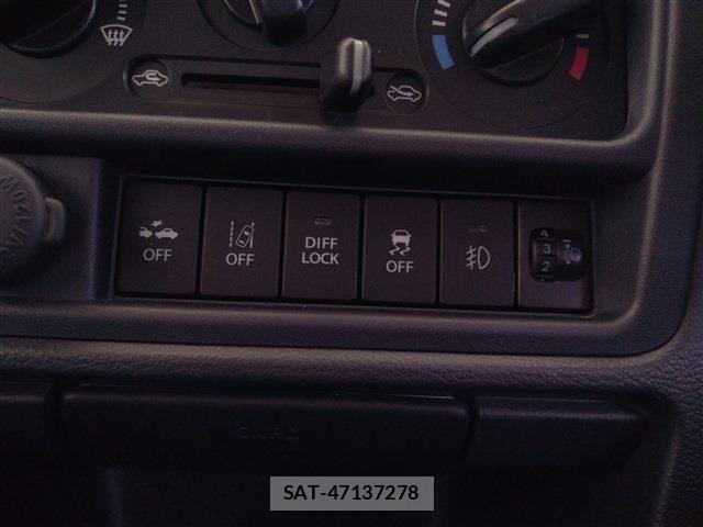 Suzuki CARRY TRUCK 2022-03 7215880-7