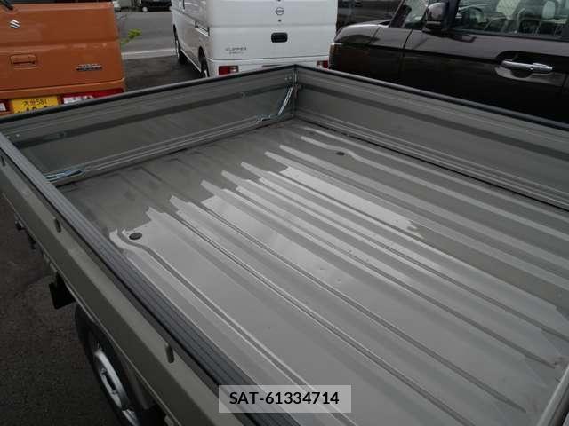 Suzuki CARRY TRUCK 2026-04 7215905-10