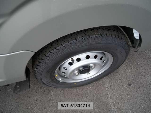 Suzuki CARRY TRUCK 2026-04 7215905-12