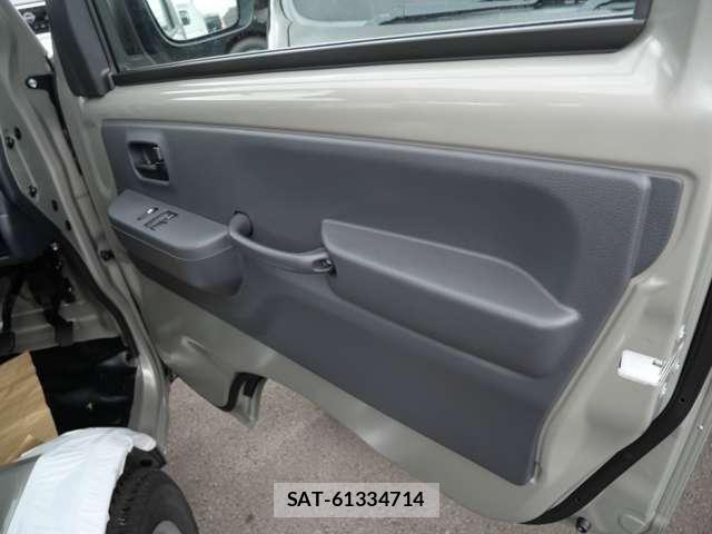 Suzuki CARRY TRUCK 2026-04 7215905-14