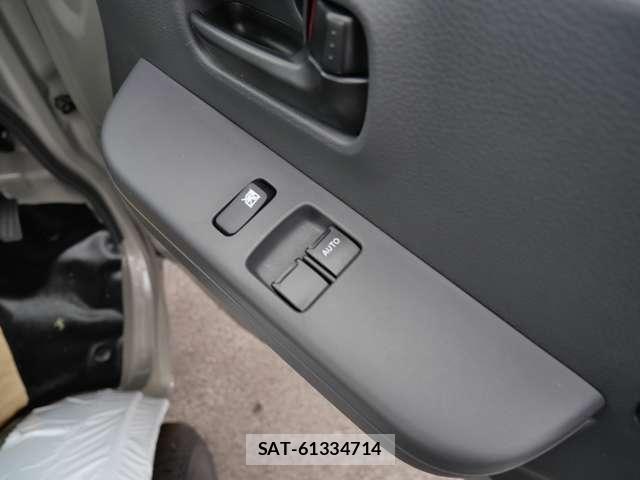 Suzuki CARRY TRUCK 2026-04 7215905-15
