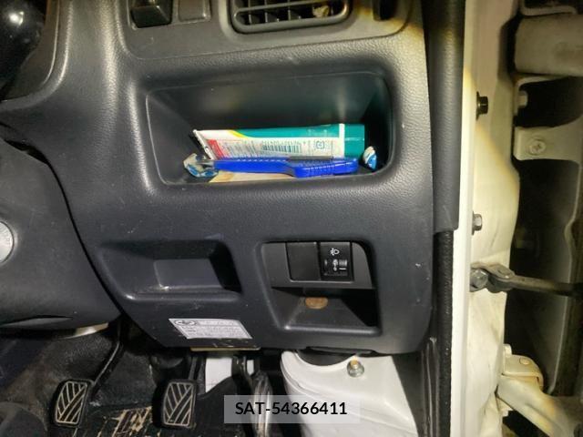 Suzuki CARRY TRUCK 2011-06 7250074-11