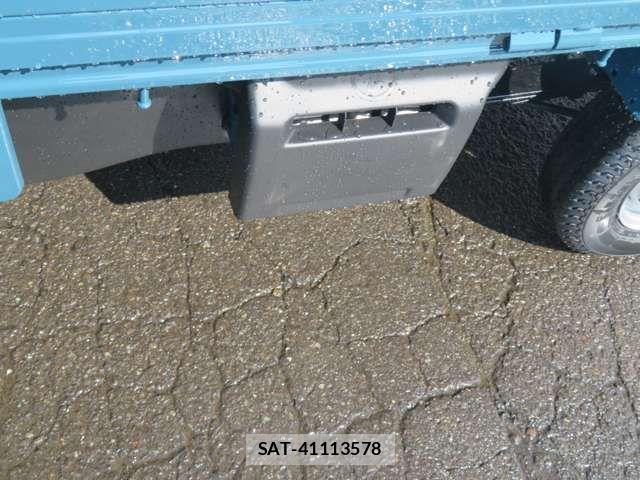 Suzuki CARRY TRUCK 2026-05 7250069-12