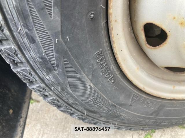 Suzuki CARRY TRUCK 1998-04 7250078-12