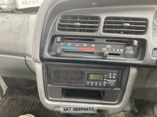 Suzuki CARRY TRUCK 1998-04 7250078-17