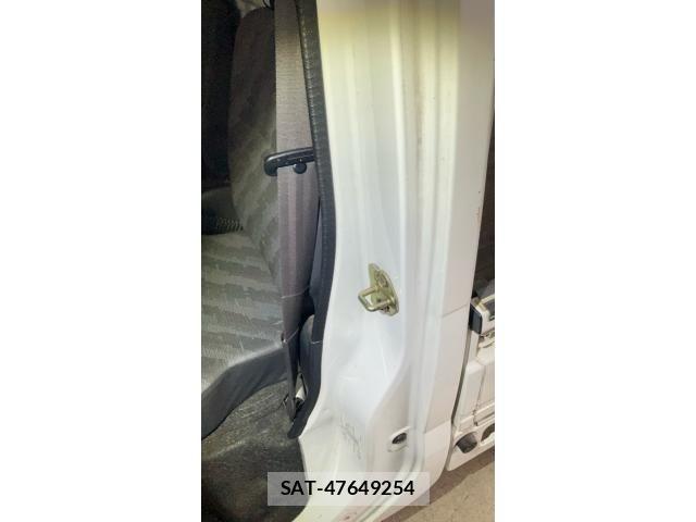 Suzuki CARRY TRUCK 2004-06 7250080-26