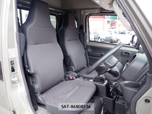 Suzuki CARRY TRUCK 2024-05 7326117-18