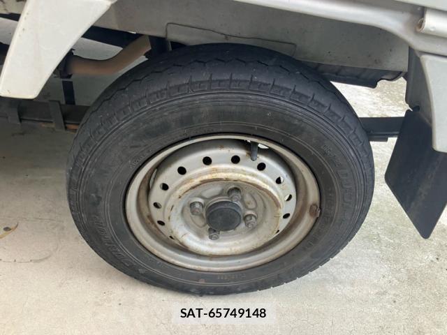 Suzuki CARRY TRUCK 2004-01 7357114-4
