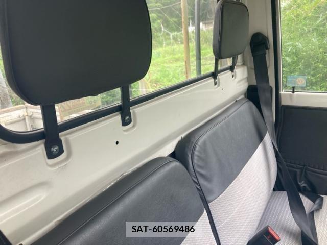 Suzuki CARRY TRUCK 1986-07 7357115-11