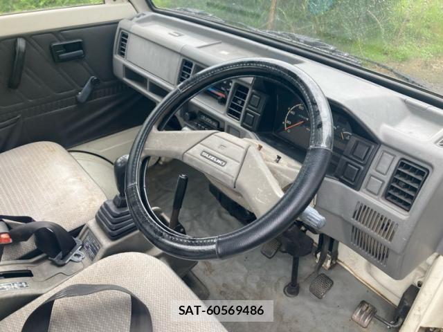 Suzuki CARRY TRUCK 1986-07 7357115-8
