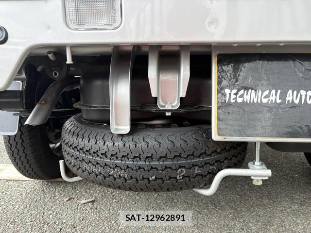 Suzuki CARRY TRUCK 2025-10 7378952-9