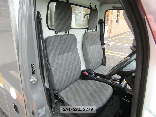 Suzuki CARRY TRUCK 2013-09 7391575-10