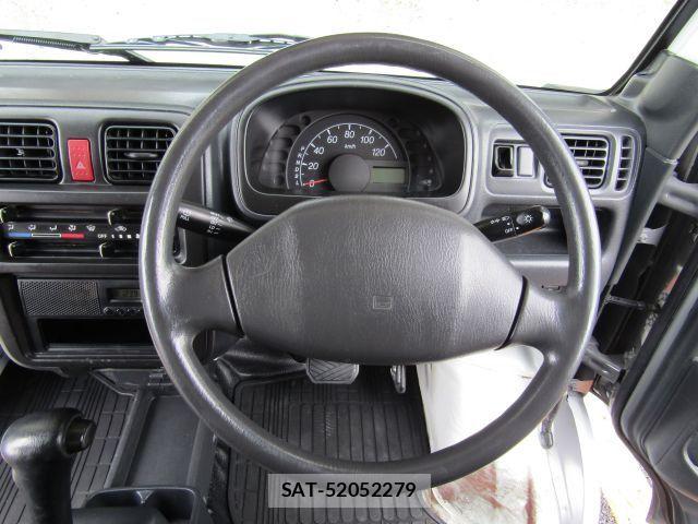 Suzuki CARRY TRUCK 2013-09 7391575-11