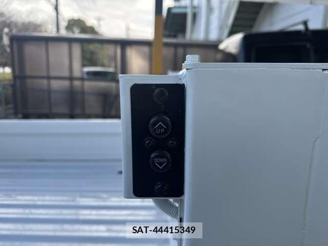 Suzuki CARRY TRUCK 2026-04 7453358-12