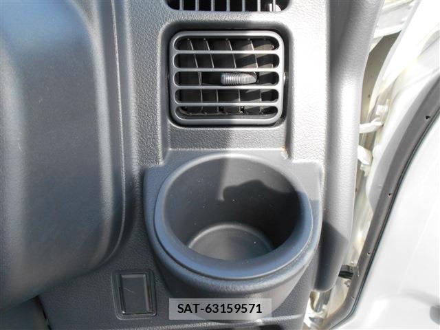 Suzuki CARRY TRUCK 2019-03 7453369-11