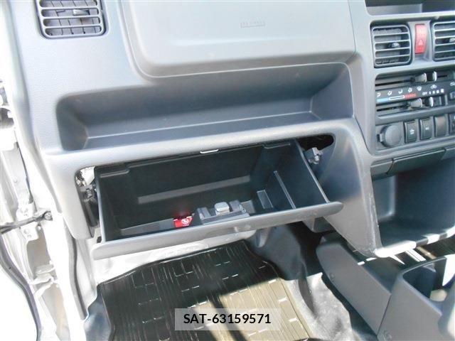 Suzuki CARRY TRUCK 2019-03 7453369-12