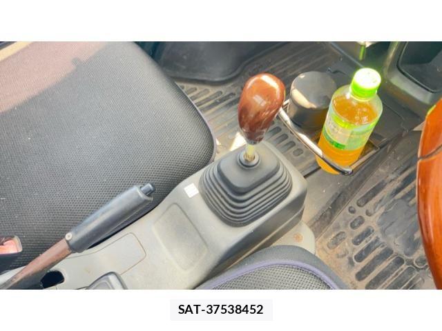 Suzuki CARRY TRUCK 1999-01 7453373-11
