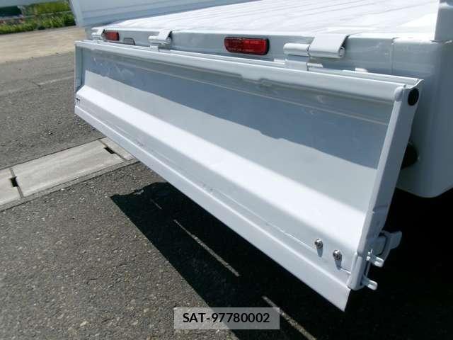 Suzuki CARRY TRUCK 2015-11 7615420-19