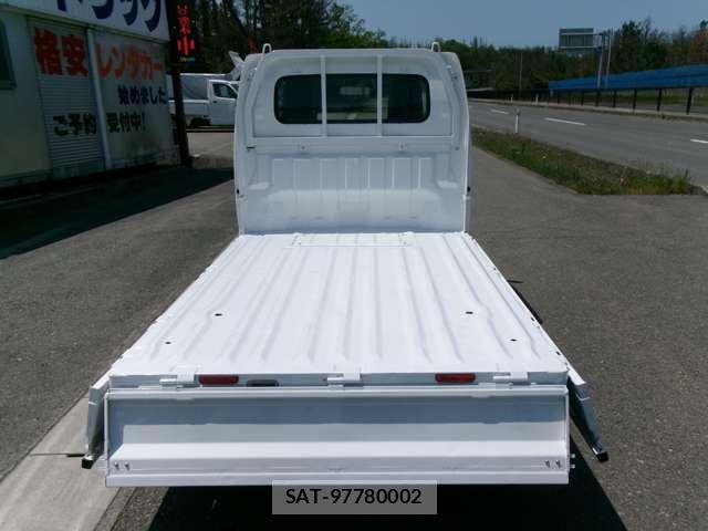 Suzuki CARRY TRUCK 2015-11 7615420-24