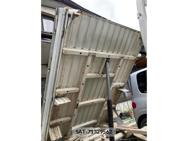 Suzuki CARRY TRUCK 1997-04 7615422-10