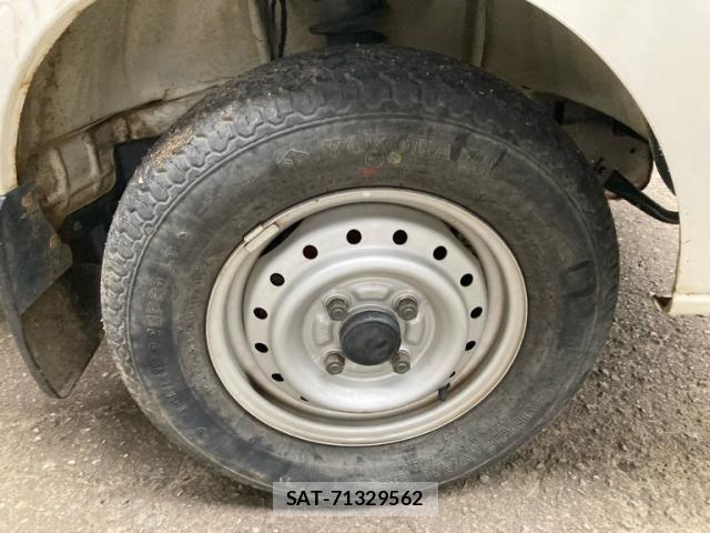 Suzuki CARRY TRUCK 1997-04 7615422-5