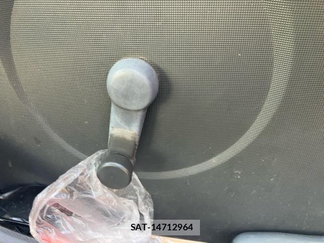 Suzuki CARRY TRUCK 2009-12 7615421-11