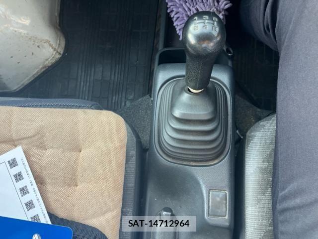 Suzuki CARRY TRUCK 2009-12 7615421-13