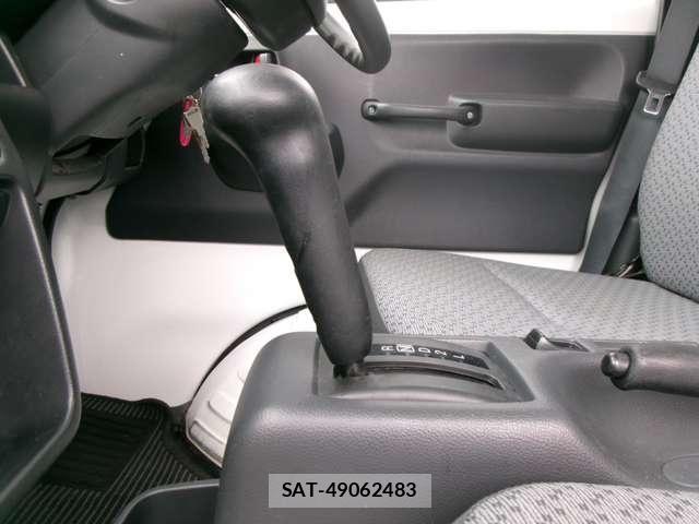 Suzuki CARRY TRUCK 2017-03 7721772-10