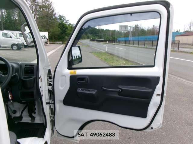 Suzuki CARRY TRUCK 2017-03 7721772-13