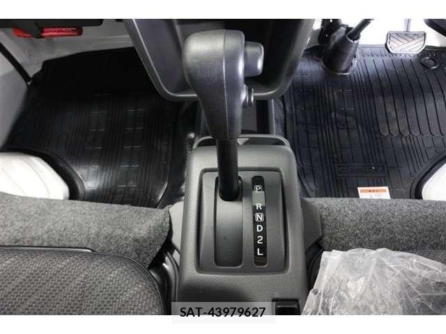Suzuki CARRY TRUCK 2025-03 7721771-11