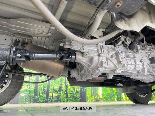 Suzuki CARRY TRUCK 2017-08 7875691-19