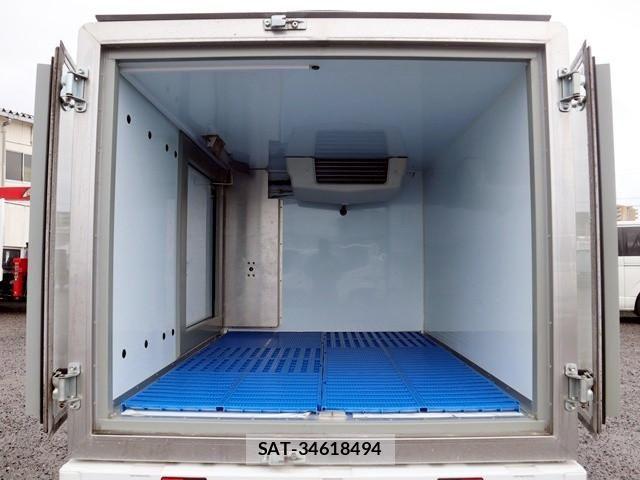 Suzuki CARRY TRUCK 2020-04 7960898-11