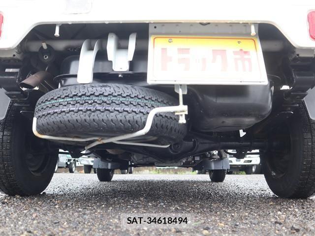 Suzuki CARRY TRUCK 2020-04 7960898-19