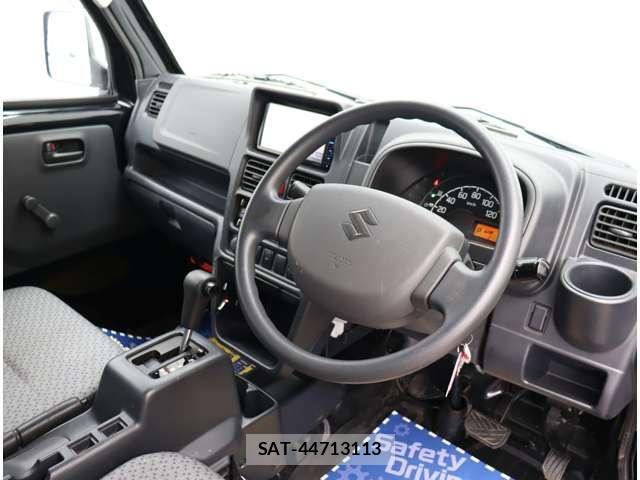 Suzuki CARRY TRUCK 2018-09 8034757-1