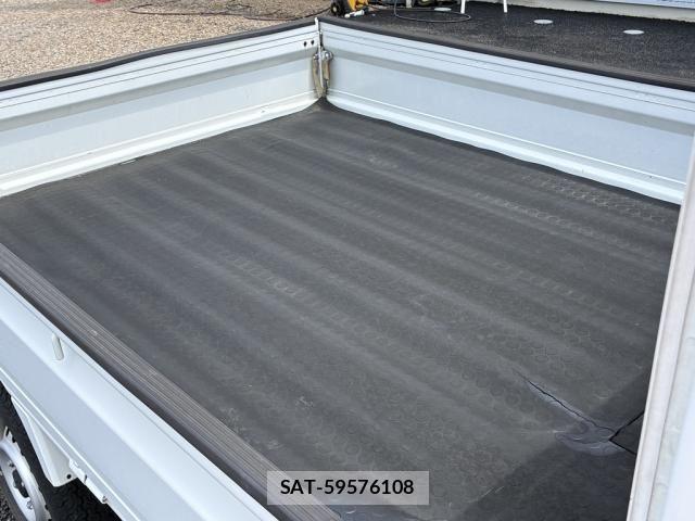 Suzuki CARRY TRUCK 2016-07 8034758-25