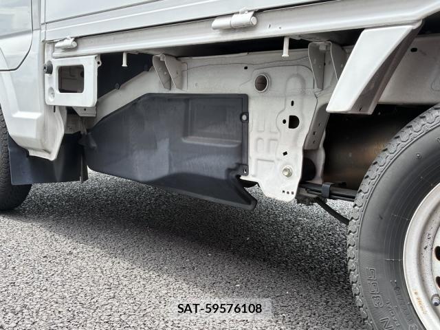 Suzuki CARRY TRUCK 2016-07 8034758-27