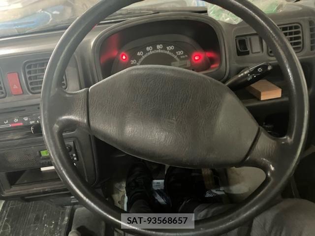 Suzuki CARRY TRUCK 2004-02 8034768-15
