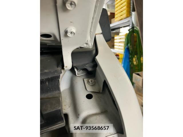 Suzuki CARRY TRUCK 2004-02 8034768-21