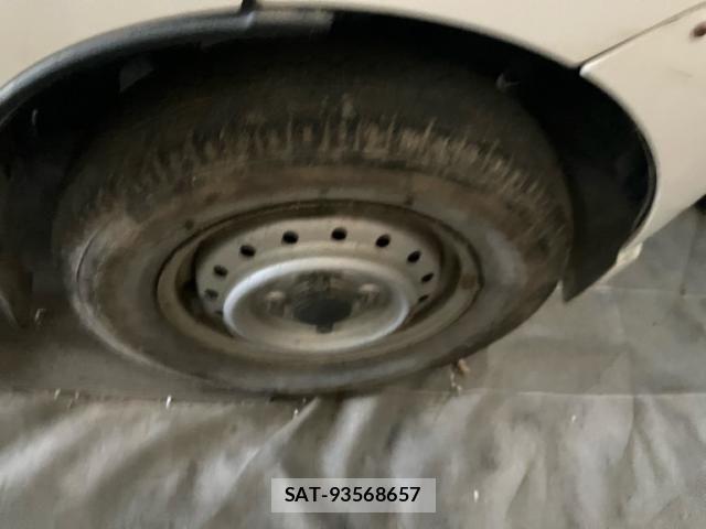 Suzuki CARRY TRUCK 2004-02 8034768-7