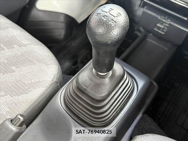 Suzuki CARRY TRUCK 2005-03 8034767-5
