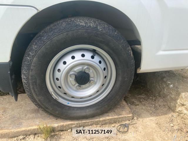 Suzuki CARRY TRUCK 2010-07 8034760-4