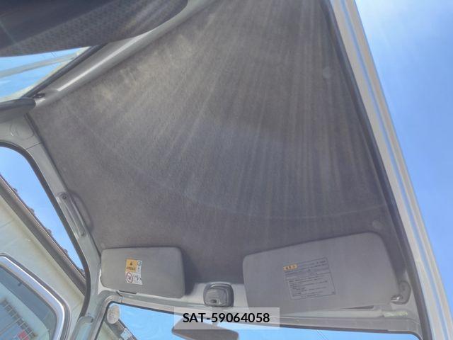 Suzuki CARRY TRUCK 2018-10 8034766-20